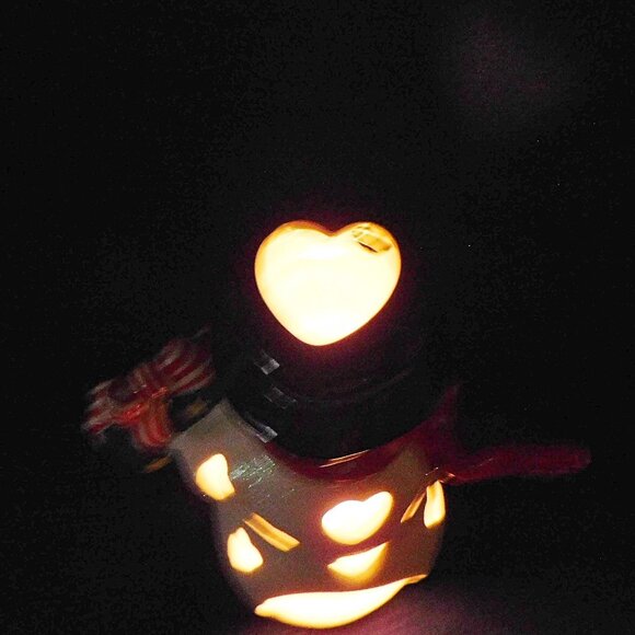 Hallmark Ceramic Heart Snowman Tealight Candle Holder Christmas w Wreath - Picture 5 of 12
